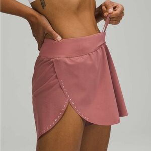 Lululemon Find Your Pace Lined High-Rise Short 3" in 
Spiced Chai Size 6